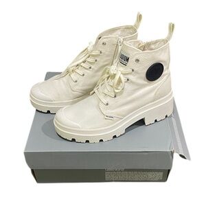 Palladium Women's Off-White Combat Boots